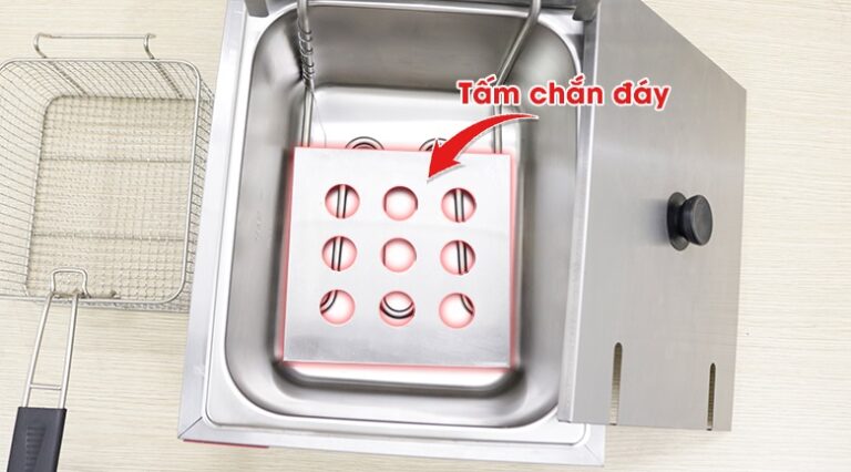 Tấm chắn giúp bảo vệ thanh nhiệt 