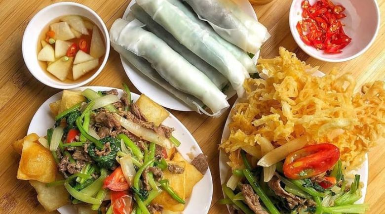 Đa dạng các món phở chiên, phở cuốn, phở xào 