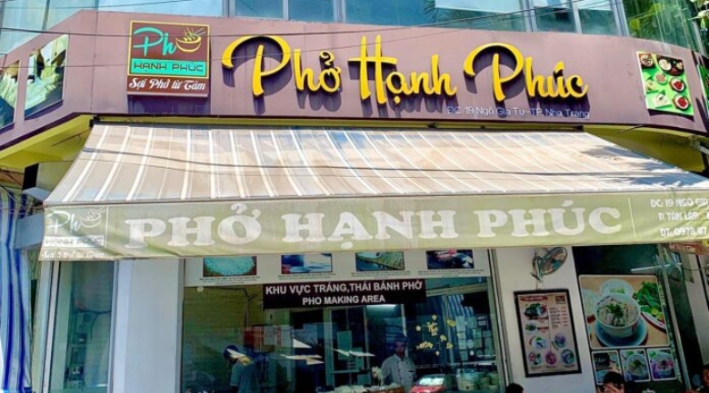 Quán phở Hạnh Phúc nổi tiếng tại Nha Trang, Khánh Hoà