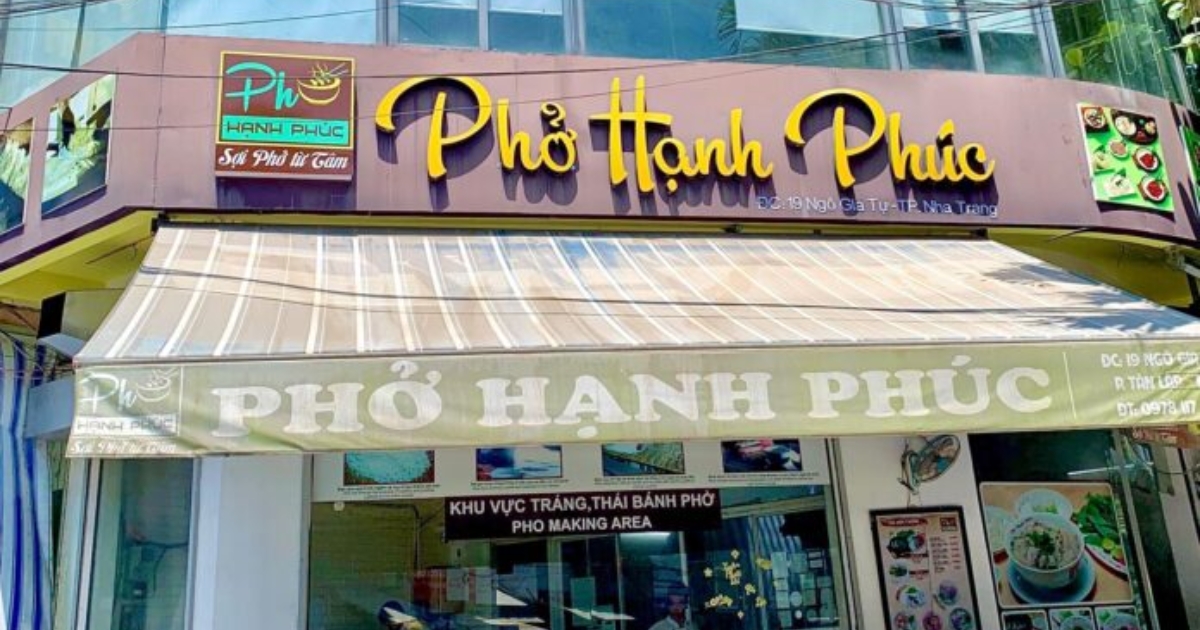 Review quán phở Hạnh phúc thơm ngon nức tiếng Nha Trang