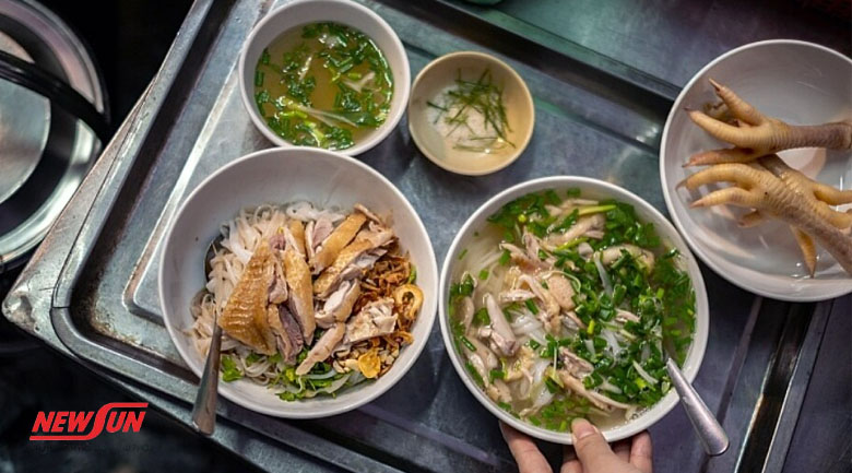 Lưu ngay TOP 5 quán phở ngon ở Hà Nội bạn nên thử một lần quán phở ngon ở Hà Nội, phở gà Nguyệt