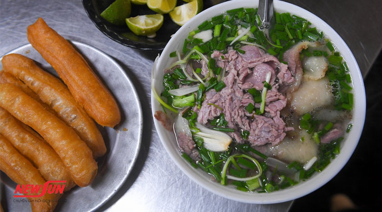 Lưu ngay TOP 5 quán phở ngon ở Hà Nội bạn nên thử một lần quán phở ngon ở Hà Nội, phở Thìn