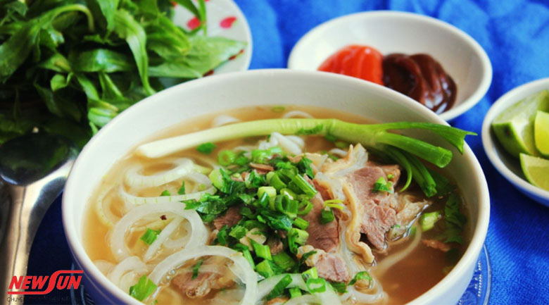 Nhanh tay ghi ngay TOP 10 quán phở ngon ở Nam Định nổi tiếng quán phở ngon ở Nam Định, phở Hùng
