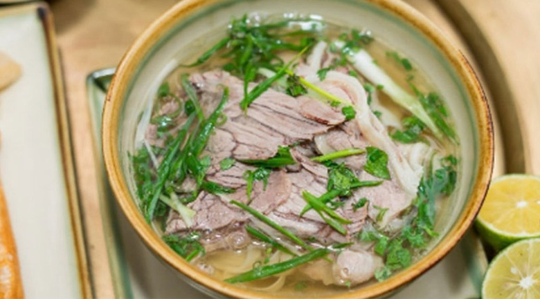 Top 10 quán phở ngon ở Thái Nguyên ăn một lần là ghiền quán phở ngon ở Thái Nguyên, Hằng