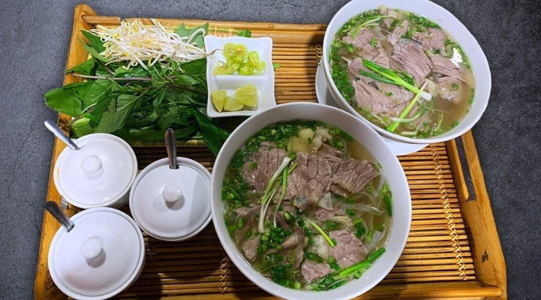 TOP 7 quán phở ngon ở Huế hương vị ngọt thanh truyền thống Quán phở ngon ở Huế, Lý Quốc Sư