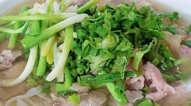 Review TOP 5 quán phở ngon ở Quảng Bình được yêu thích quán phở ngon ở quảng bình, bà nhiên